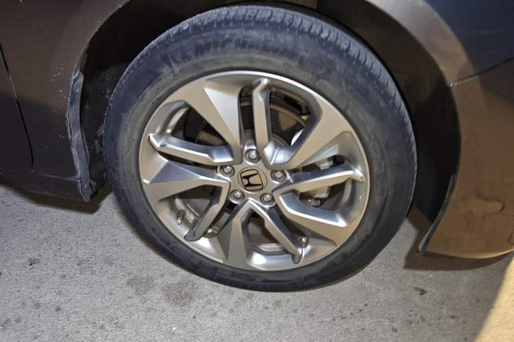 Used Honda Accord 2018 260TURBO Luxury Edition China VI Right Front Wheel Hub