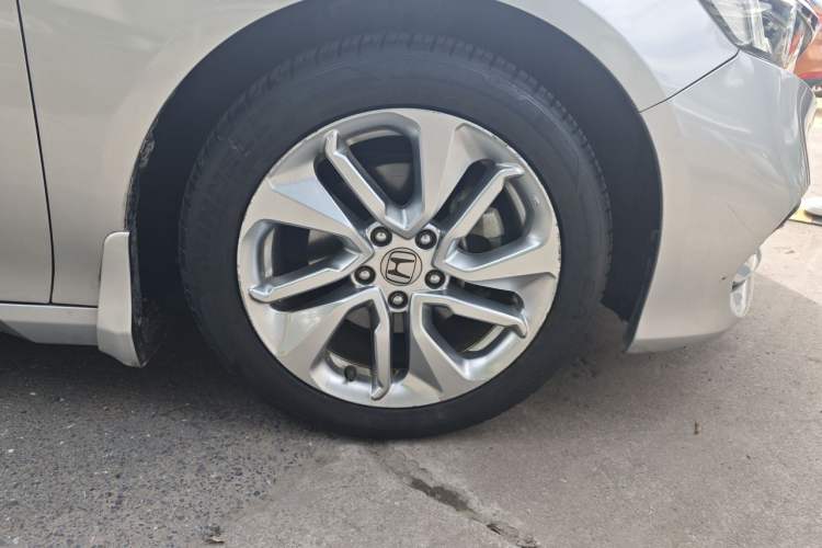 Used Honda Accord 2018 260TURBO Elite Edition China V Right Front Wheel Hub