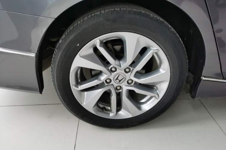 Used Honda Accord 2018 260TURBO Elite Edition China VI Right Rear Wheel Hub
