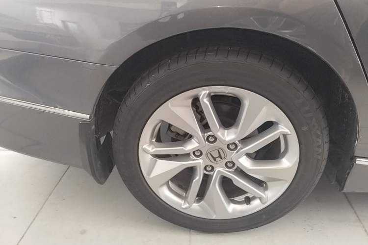 Used Honda Accord 2018 260TURBO Elite Edition China VI Right Rear Wheel Hub