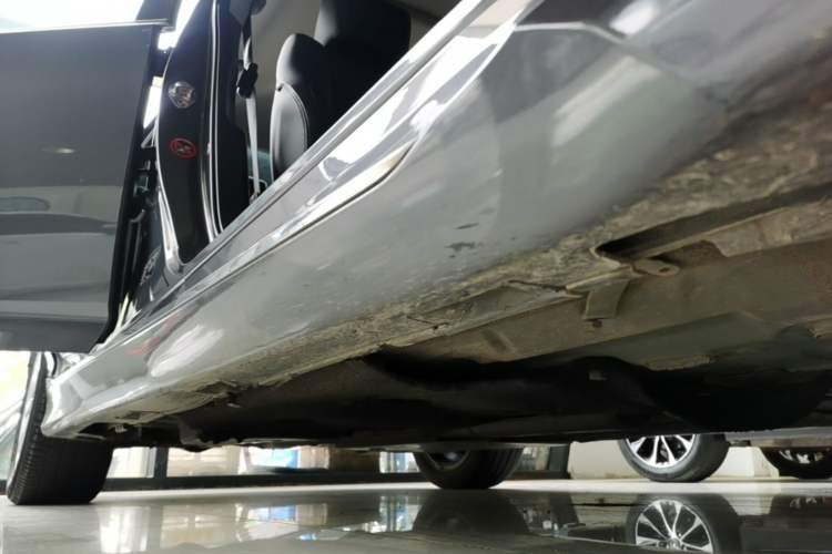 Used Honda Accord 2018 260TURBO Elite Edition China VI Right Side Sill