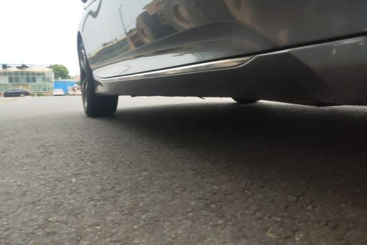 Used Honda Accord 2018 260TURBO Elite Edition China VI Right Side Sill