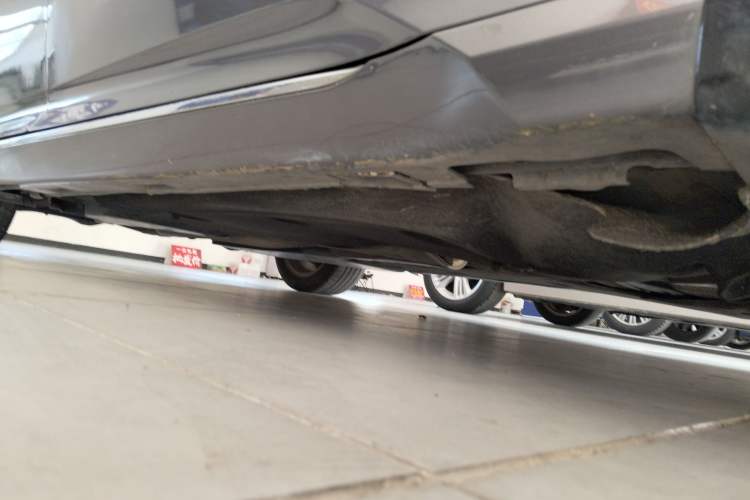 Used Honda Accord 2018 260TURBO Elite Edition China VI Right Side Sill