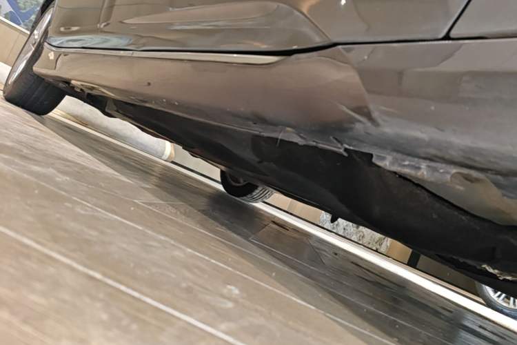 Used Honda Accord 2018 260TURBO Elite Edition China VI Right Side Sill