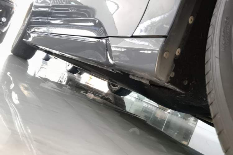 Used Honda Accord 2018 260TURBO Elite Edition China VI Right Side Sill