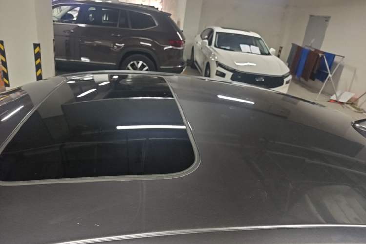 Used Honda Accord 2018 260TURBO Elite Edition China VI Roof
