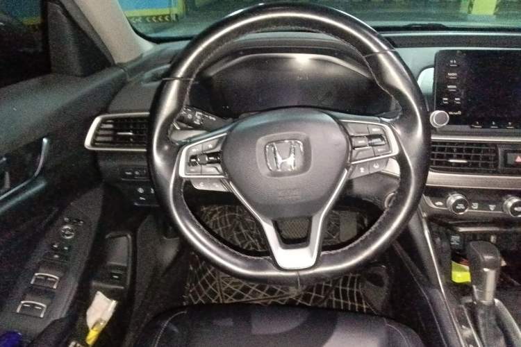 Used Honda Accord 2018 260TURBO Luxury Edition China VI Steering Wheel