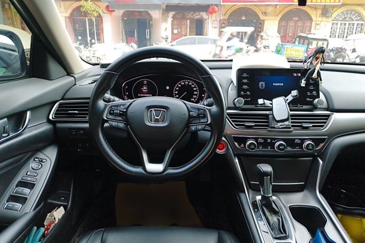 Used Honda Accord 2018 260TURBO Luxury Edition China VI Steering Wheel