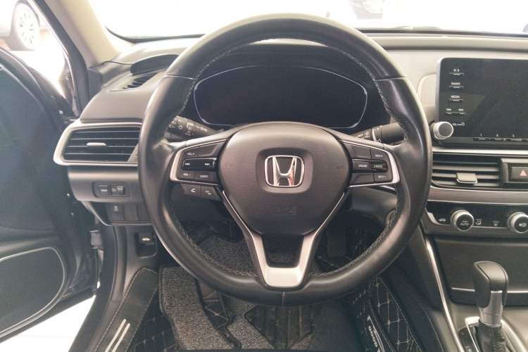 Used Honda Accord 2018 260TURBO Elite Edition China VI Steering Wheel