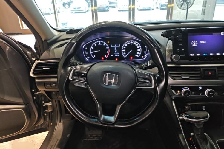 Used Honda Accord 2018 260TURBO Elite Edition China VI Steering Wheel