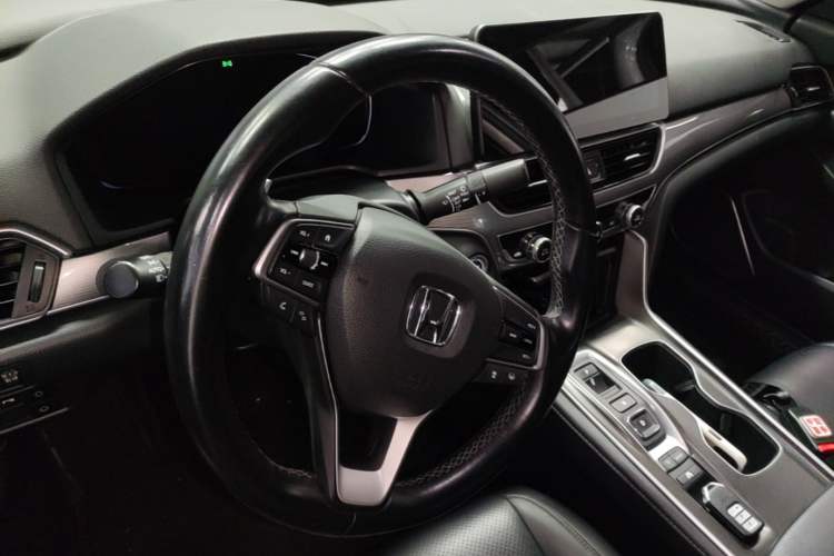 Used Honda Accord 2018 Rui Hybrid 2.0L Rui Ling Edition China VI Steering Wheel