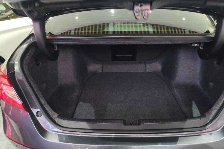 Used Honda Accord 2018 Rui·Hybrid 2.0L Rui Zhi Edition China VI Trunk