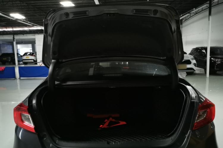 Used Honda Accord 2018 260TURBO Luxury Edition China VI Trunk
