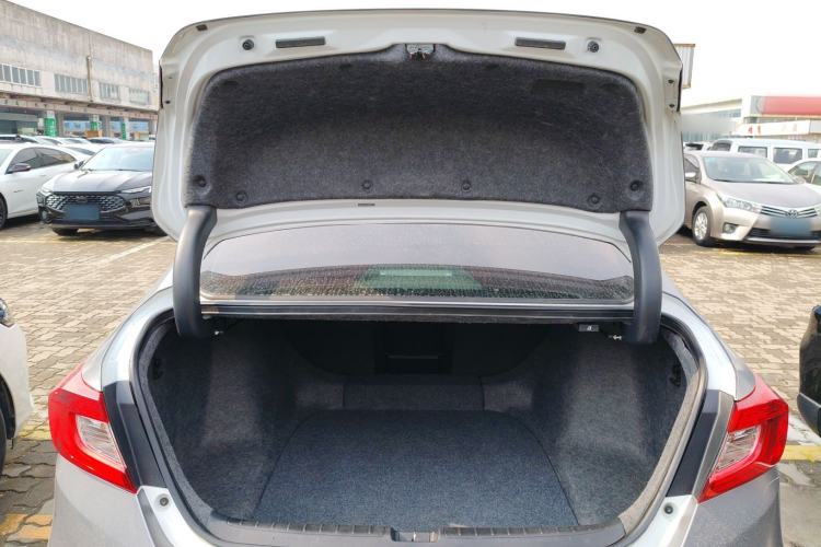 Used Honda Accord 2018 260TURBO Elite Edition China VI Trunk