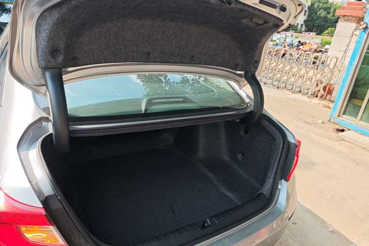 Used Honda Accord 2018 Rui·Hybrid 2.0L Rui Zhi Edition China VI Trunk