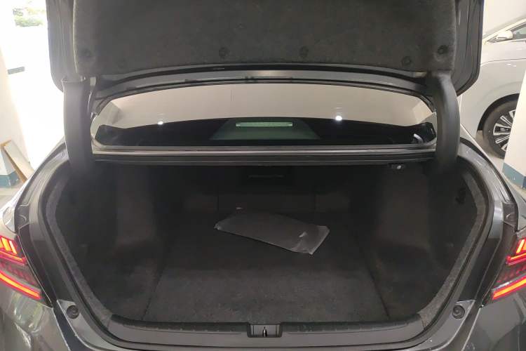 Used Honda Accord 2018 260TURBO Luxury Edition China VI Trunk