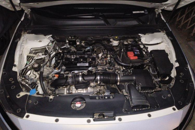 Used Honda Accord 2018 260TURBO Elite Edition China VI Engine Bay