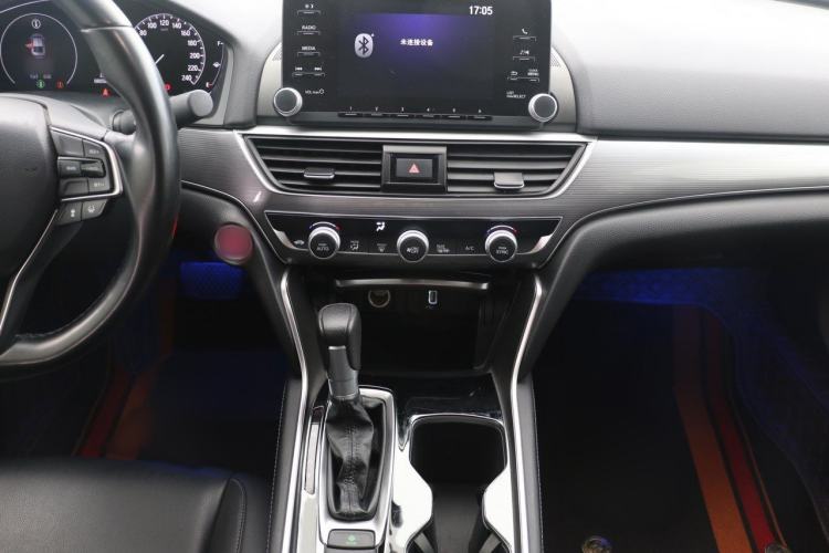 Used Honda Accord 2018 260TURBO Luxury Edition China VI Interior 3