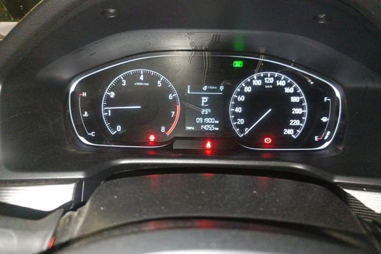 Used Honda Accord 2018 260TURBO Elite Edition China V Odometer Close Up