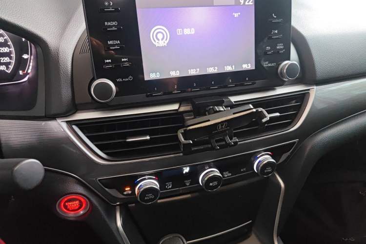 Used Honda Accord 2018 260TURBO Luxury Edition China VI Audio And AC Panel
