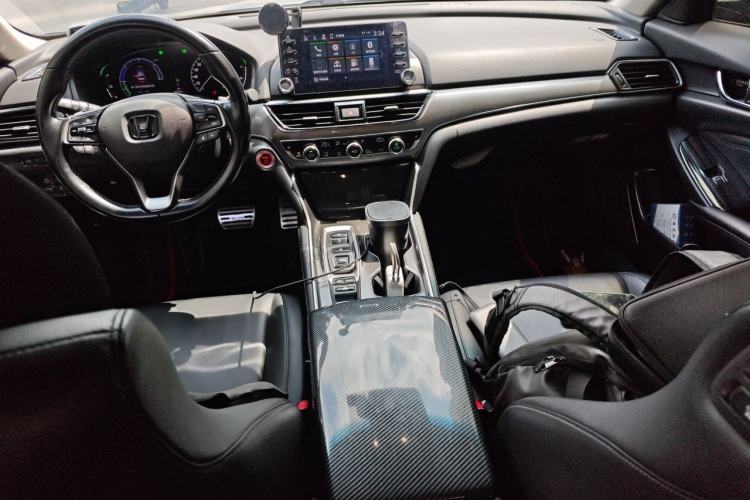 Used Honda Accord 2018 Rui·Hybrid 2.0L Rui Zhi Edition China VI Center Console
