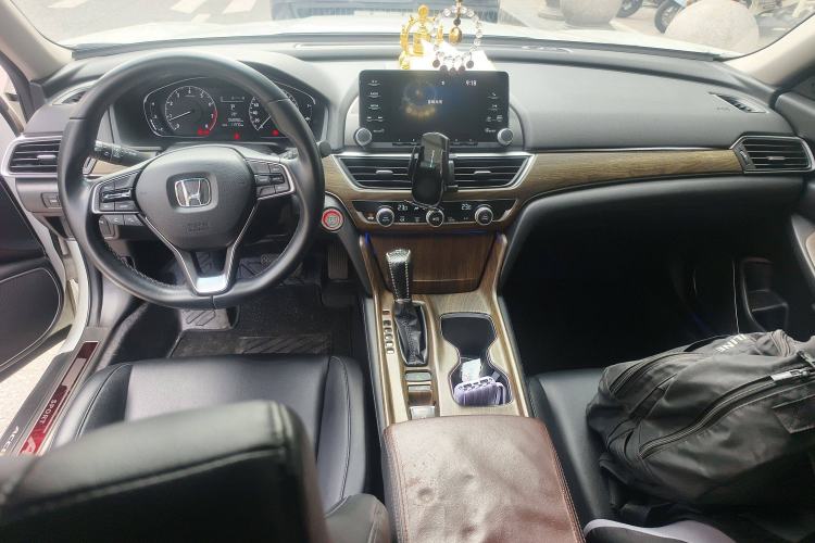Used Honda Accord 2018 260TURBO Elite Edition China V Center Console