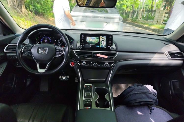 Used Honda Accord 2018 Rui Hybrid 2.0L Rui Zun Edition China VI Center Console