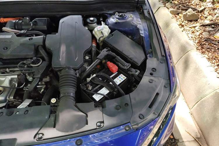 Used Honda Accord 2018 Rui Hybrid 2.0L Rui Zun Edition China VI Engine Bay Left