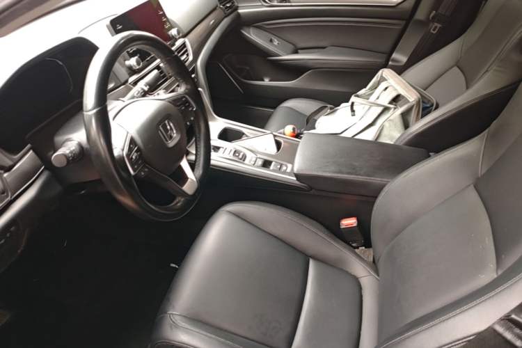 Used Honda Accord 2018 Rui Hybrid 2.0L Rui Ling Edition China VI Left Front Seat