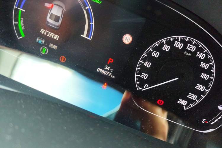 Used Honda Accord 2018 Rui Hybrid 2.0L Rui Ling Edition China VI Odometer Close Up