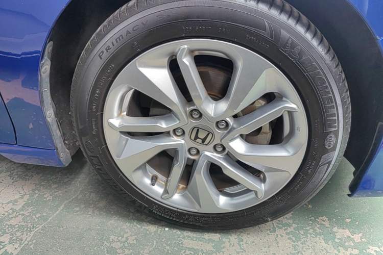 Used Honda Accord 2018 260TURBO Elite Edition China V Right Front Wheel Hub
