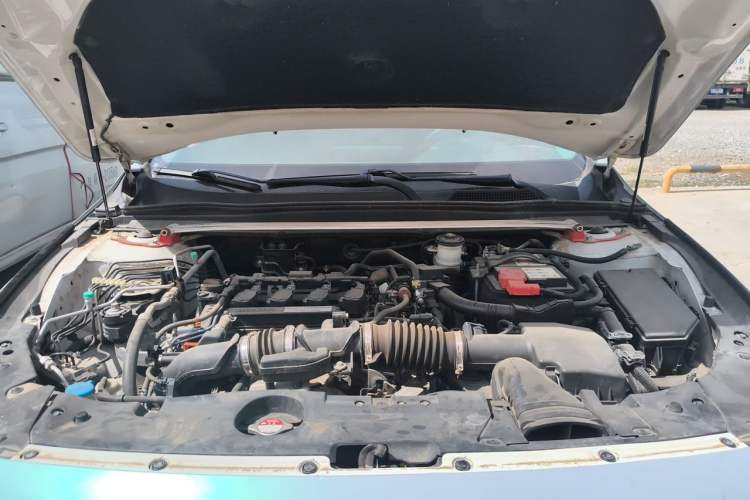 Used Honda Accord 2018 260TURBO Luxury Edition China V Emission Standard Engine Bay