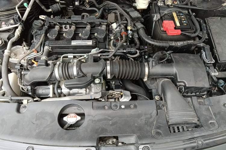 Used Honda Accord 2018 260TURBO Luxury Edition China V Emission Standard Engine Bay