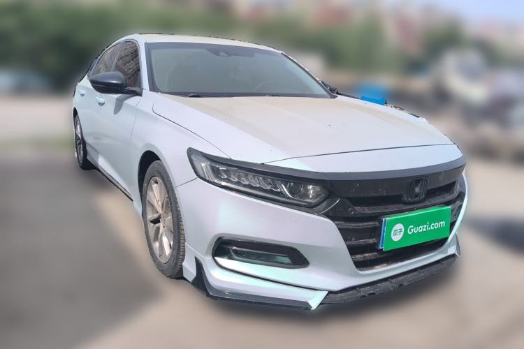 Used Honda Accord 2018 260TURBO Luxury Edition China V Emission Standard Front Right 45 Deg