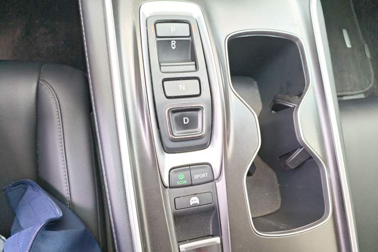 Used Honda Accord 2018 Rui·Hybrid 2.0L Rui Zhi Edition China VI Gear Lever