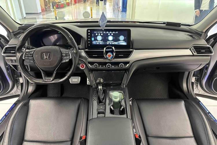 Used Honda Accord 2018 260TURBO Luxury Edition China VI Interior 7