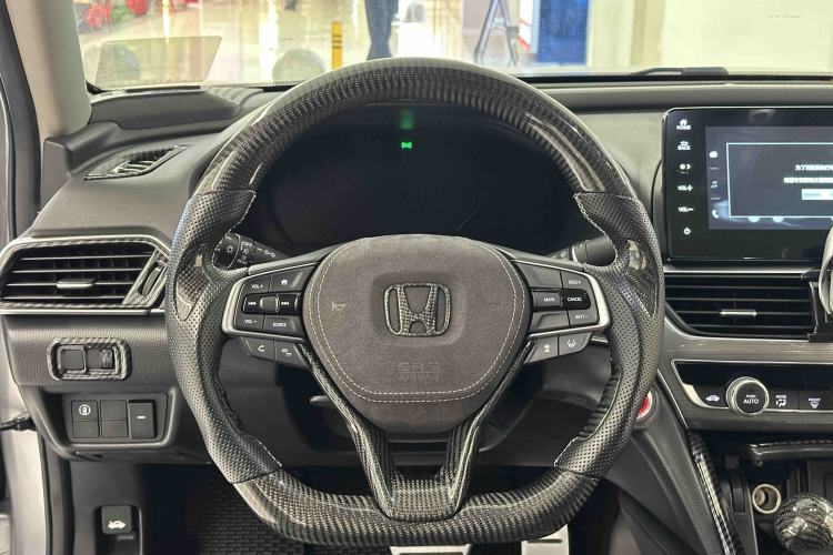 Used Honda Accord 2018 260TURBO Luxury Edition China VI Interior 9