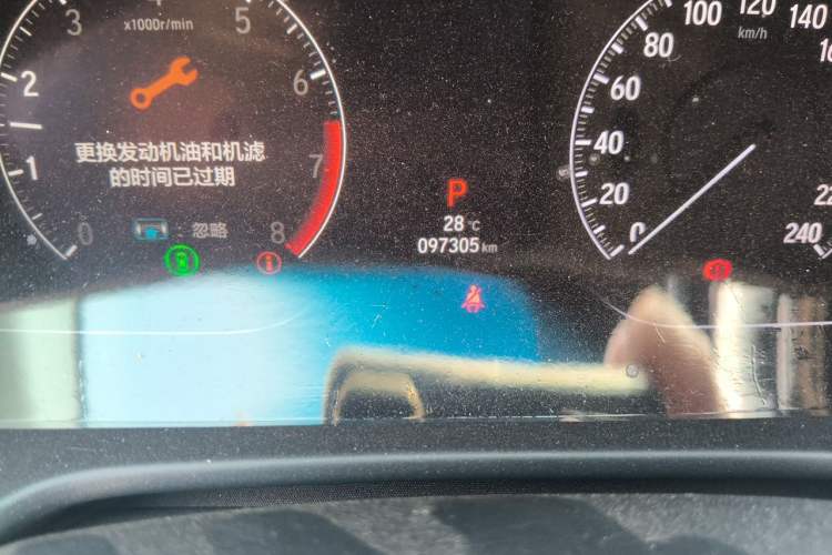 Used Honda Accord 2018 260TURBO Luxury Edition China V Emission Standard Odometer Close Up