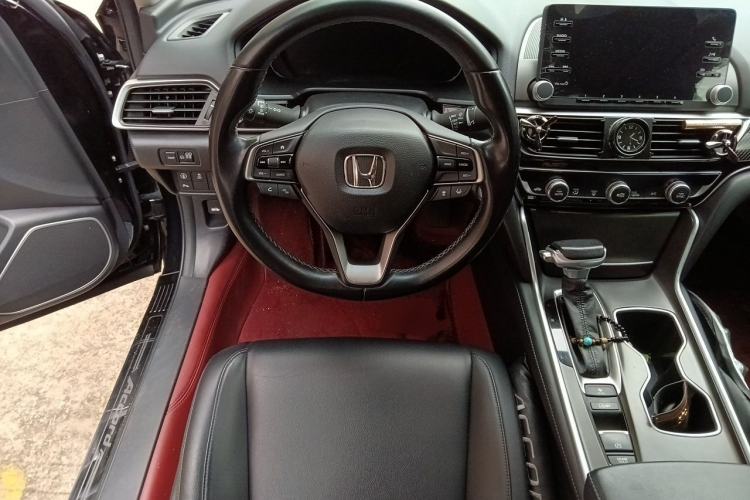 Used Honda Accord 2018 260TURBO Luxury Edition China V Emission Standard Steering Wheel