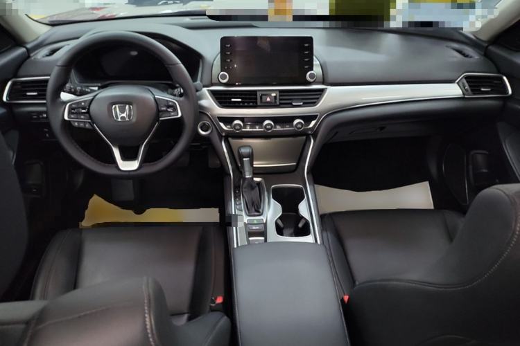 Used Honda Accord 2018 260TURBO Prestige Edition China VI Center Console
