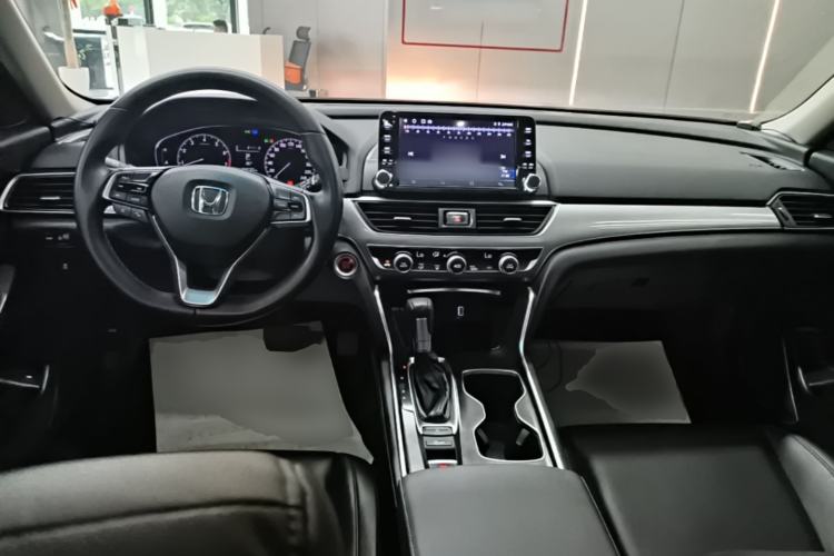 Used Honda Accord 2018 260TURBO Elite Edition China V Center Console