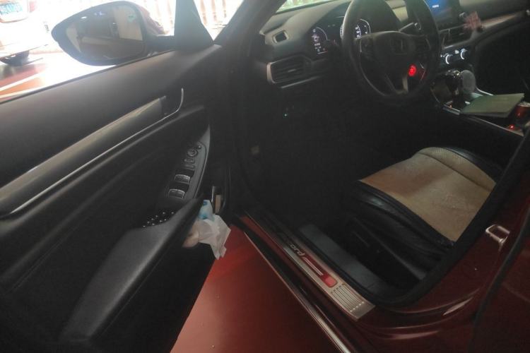Used Honda Accord 2018 260TURBO Luxury Edition China V Emission Standard Driver Seat