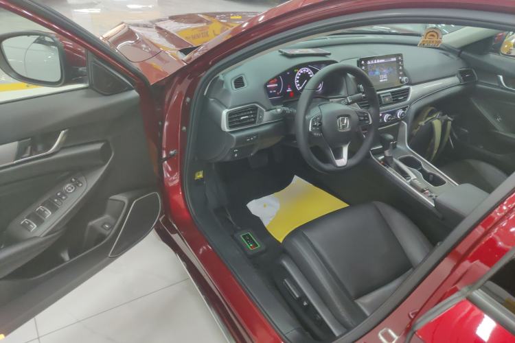 Used Honda Accord 2018 260TURBO Prestige Edition China VI Driver Seat