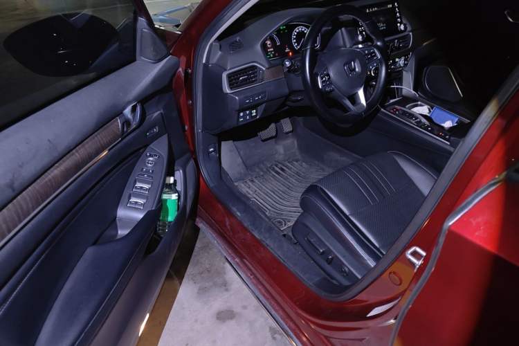 Used Honda Accord 2018 Rui Hybrid 2.0L Rui Zun Edition China V Driver Seat