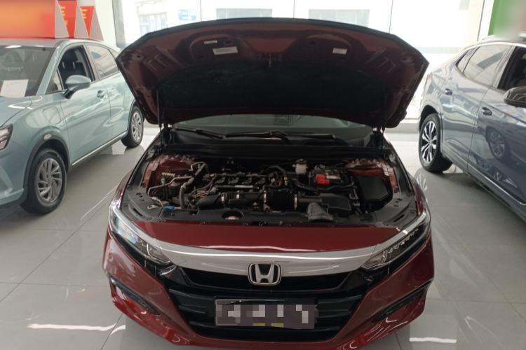 Used Honda Accord 2018 260TURBO Elite Edition China VI Engine Bay