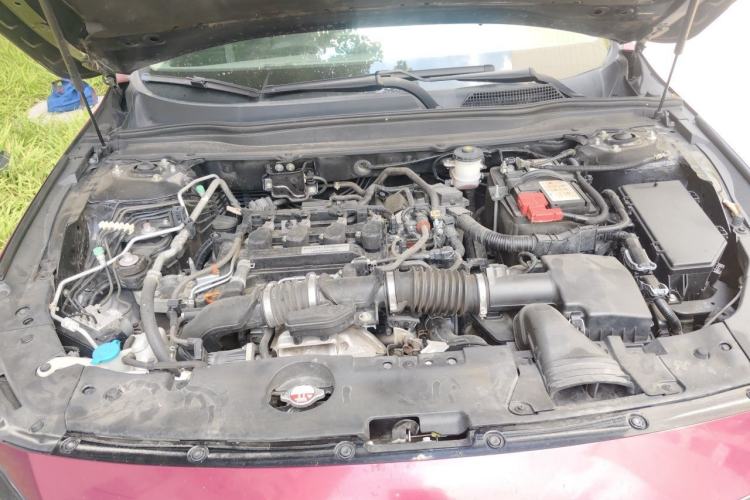 Used Honda Accord 2018 260TURBO Luxury Edition China V Emission Standard Engine Bay