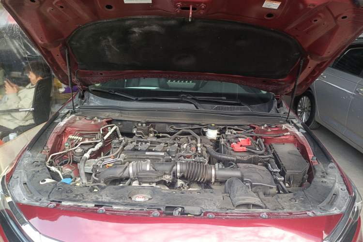 Used Honda Accord 2018 260TURBO Luxury Edition China VI Engine Bay