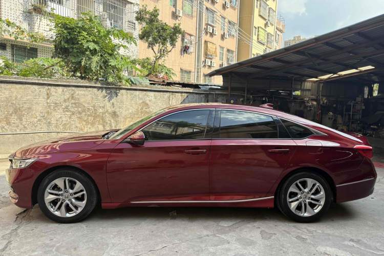 Used Honda Accord 2018 260TURBO Luxury Edition China V Emission Standard Exterior 4