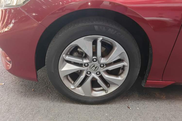 Used Honda Accord 2018 260TURBO Luxury Edition China V Emission Standard Exterior 4
