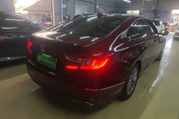 Used Honda Accord 2018 260TURBO Luxury Edition China V Emission Standard Exterior 5